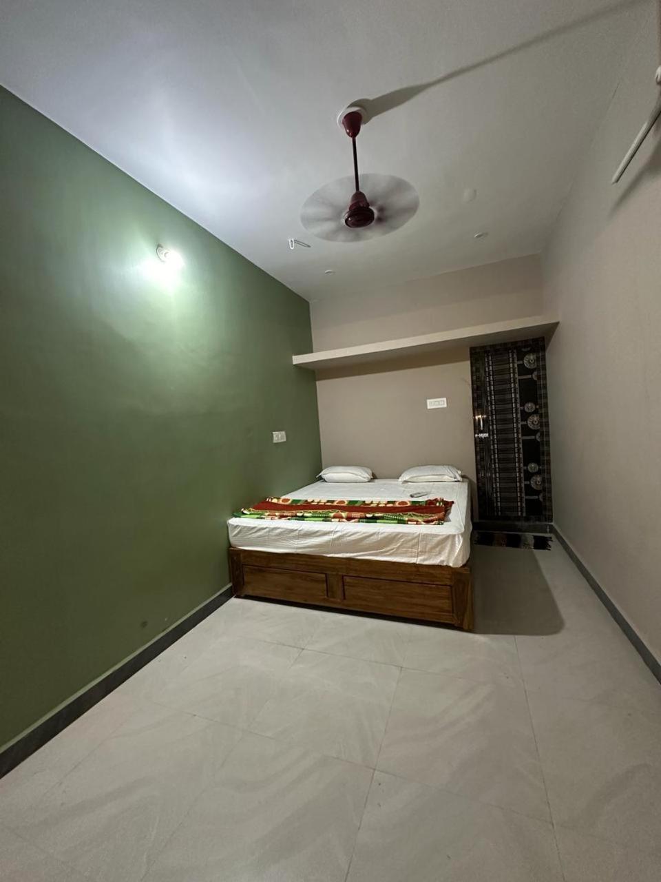 Arunachala Sashwin Guest House Тируваннамалай Экстерьер фото